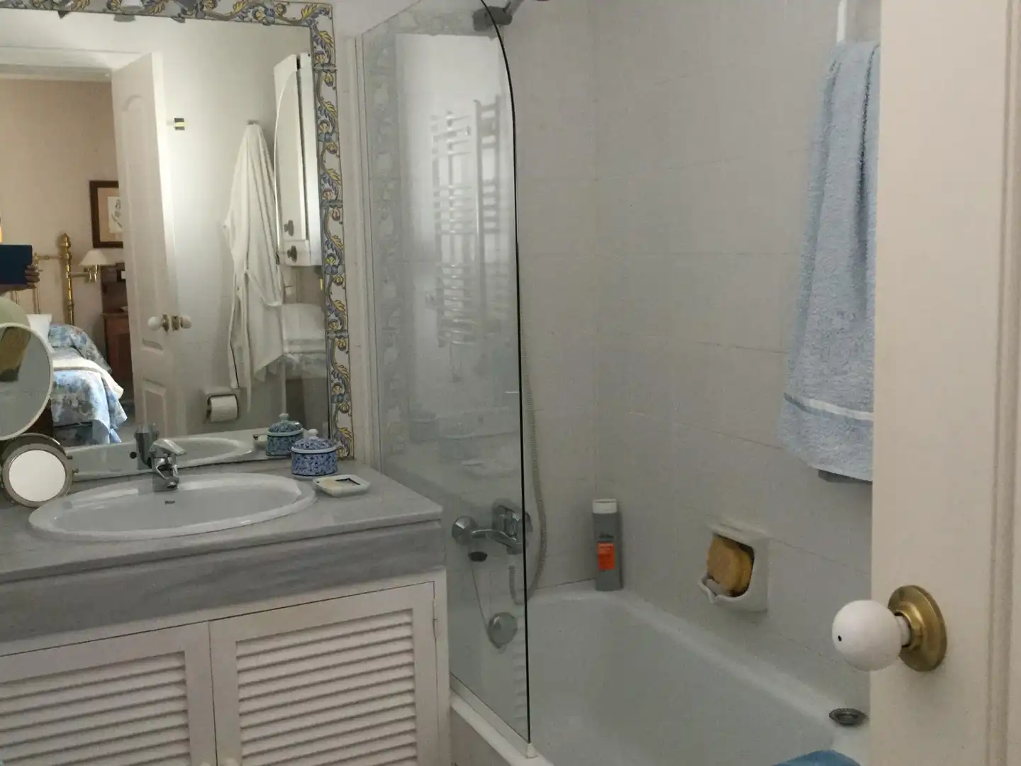 Bathroom of Houses for sale in El Puerto de Santa María  with Air Conditioner, Private garden and Storage room