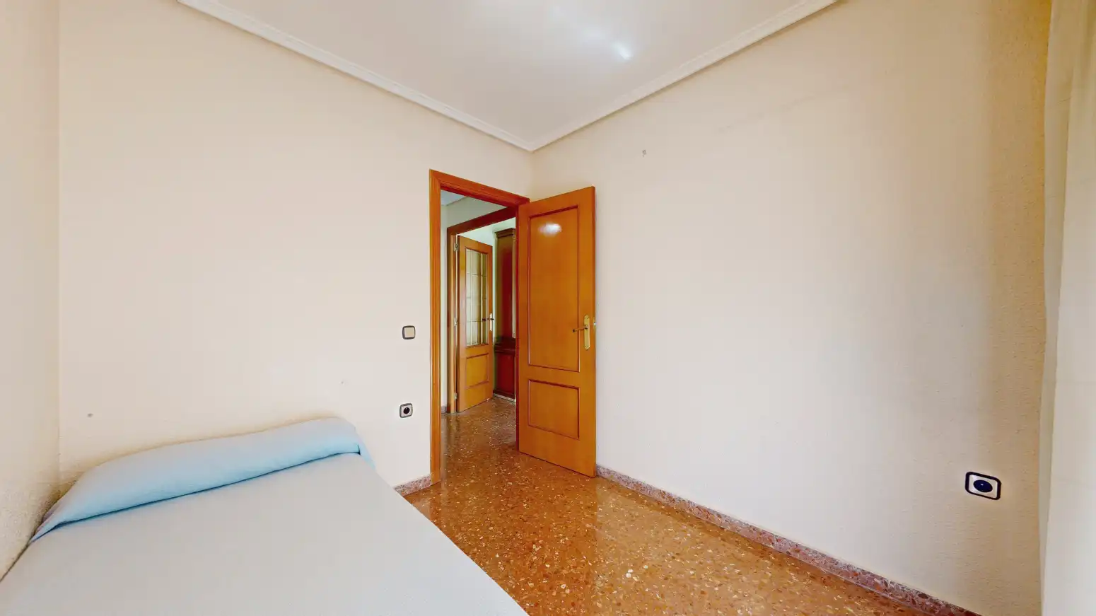 Habitación de Piso en venta en Torrent con Balcón