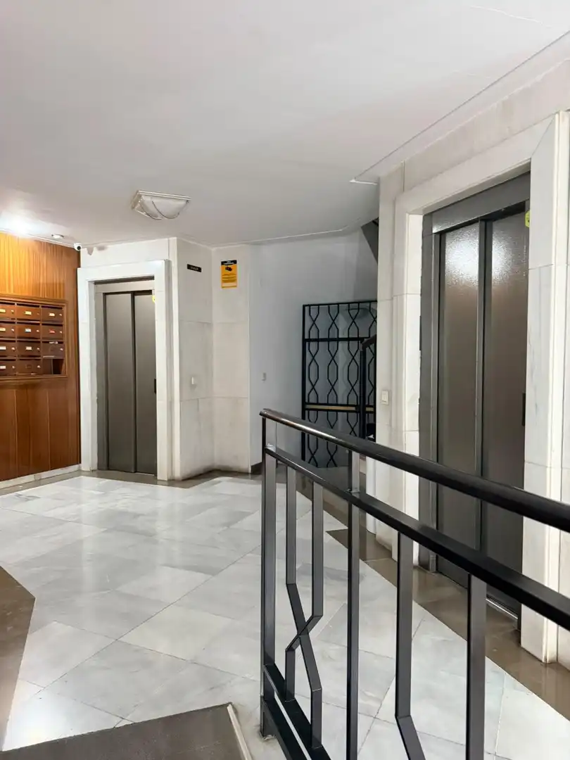 Piso con terraza en venta en Calle SAN JERONIMO, imagen 12