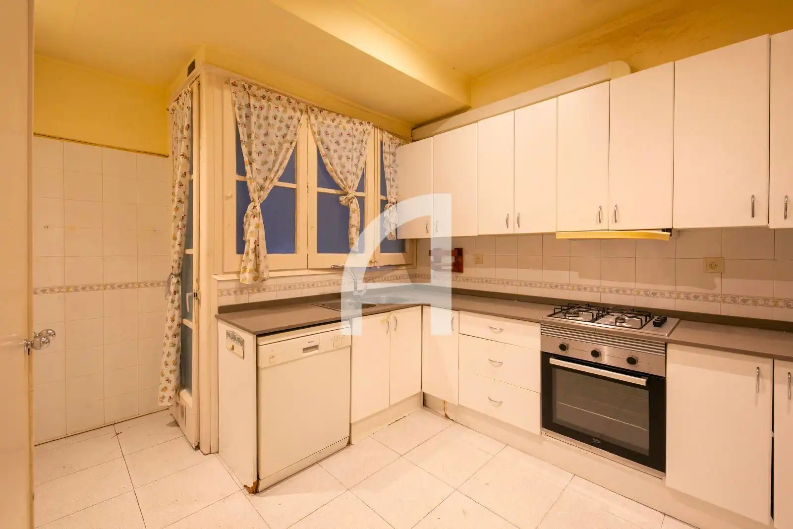 Kitchen of Flat for sale in Barcelona  with Heating, Parquet flooring and Terrace