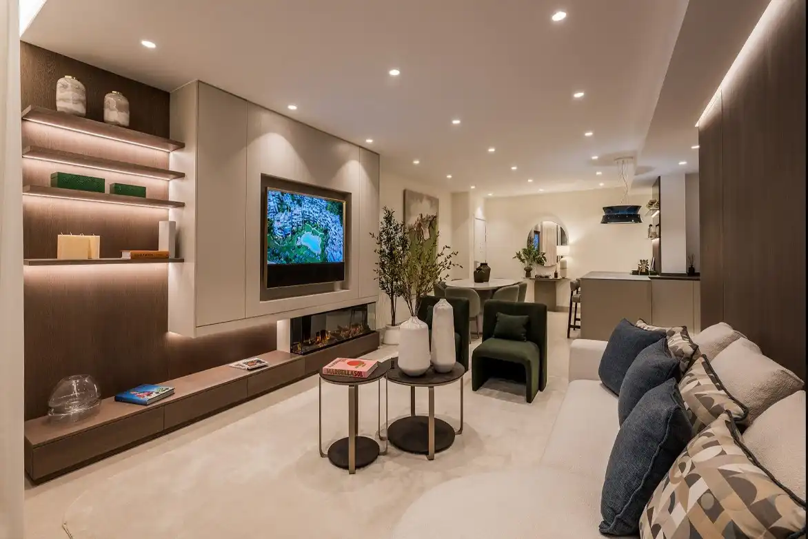 Sala d'estar de Apartament en venda en Estepona amb Aire condicionat, Calefacció i Jardí privat