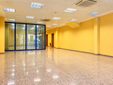 Local comercial en venda a Centre
