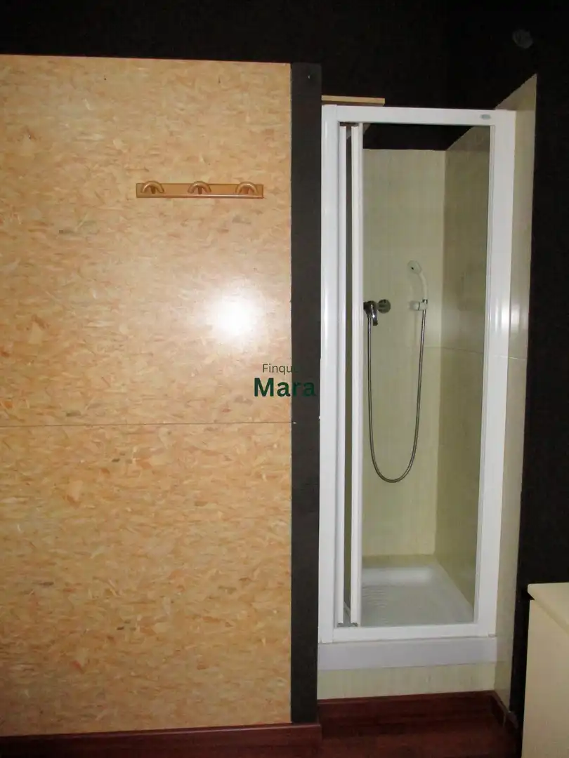 Baño de Oficina en venta en Sant Boi de Llobregat con Aire acondicionado