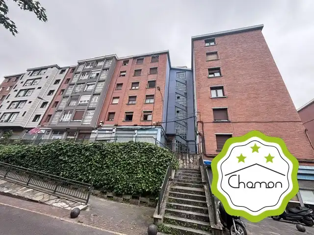 Vista exterior de Piso en venta en Bilbao  con Calefacción, Amueblado y Balcón
