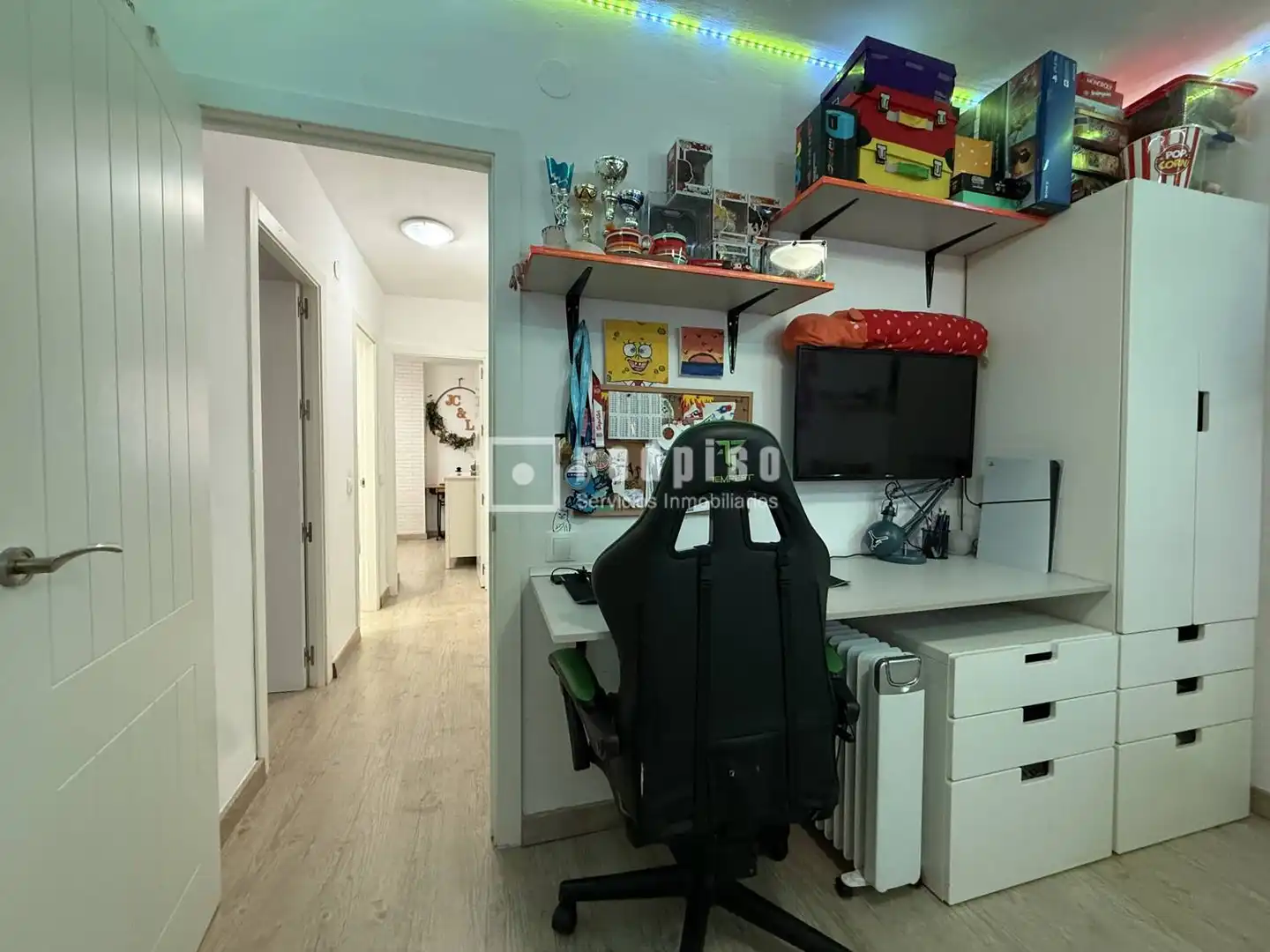 Bedroom of Flat for sale in Málaga