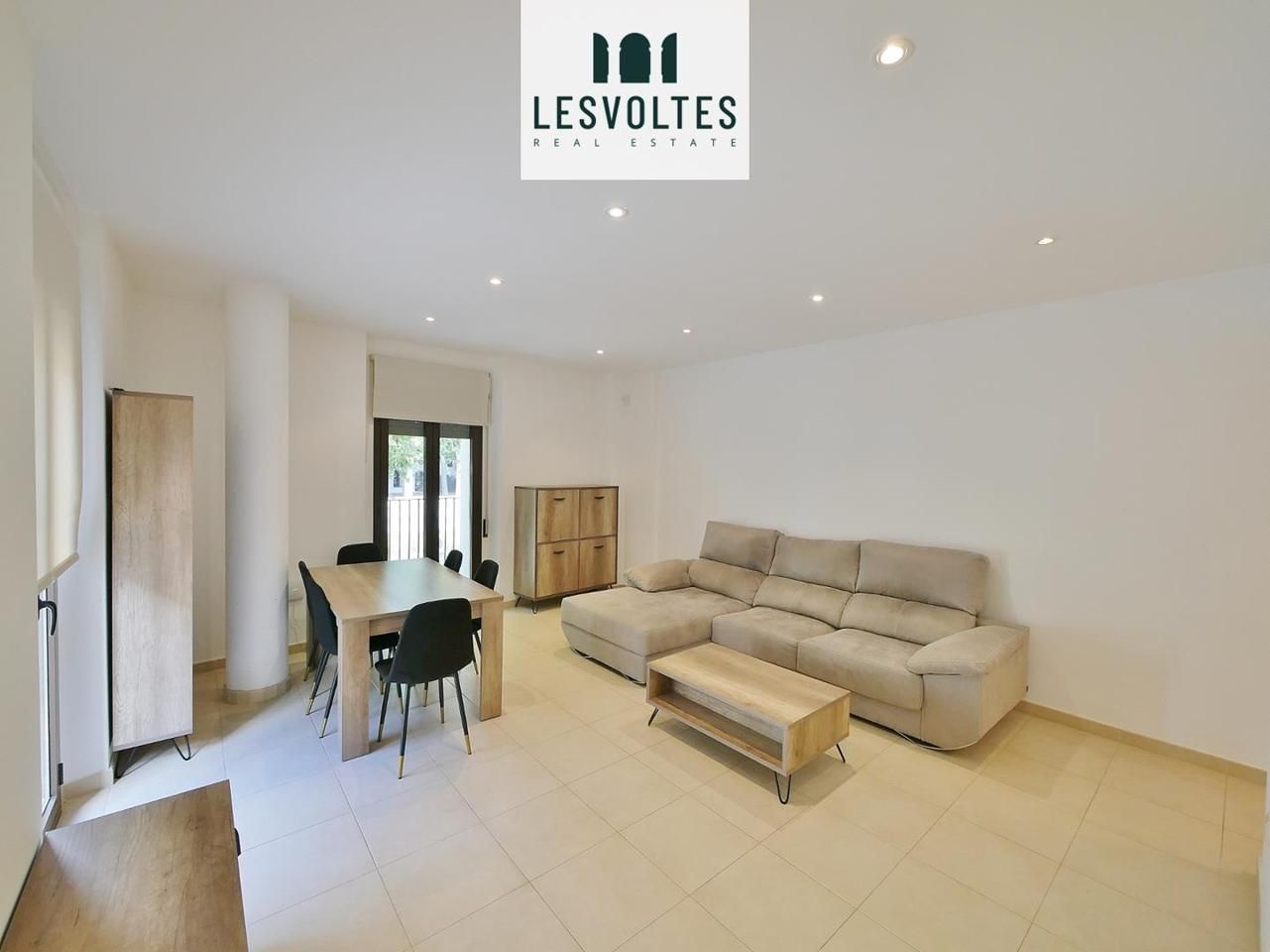 Wohnzimmer von Wohnung zum verkauf in La Bisbal d'Empordà mit Klimaanlage, Heizung und Balkon