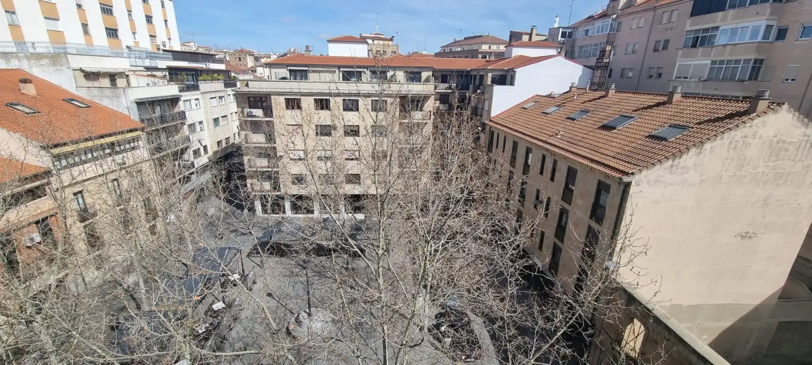 Vista exterior de Pis en venda en Salamanca amb Calefacció, Parquet i Terrassa