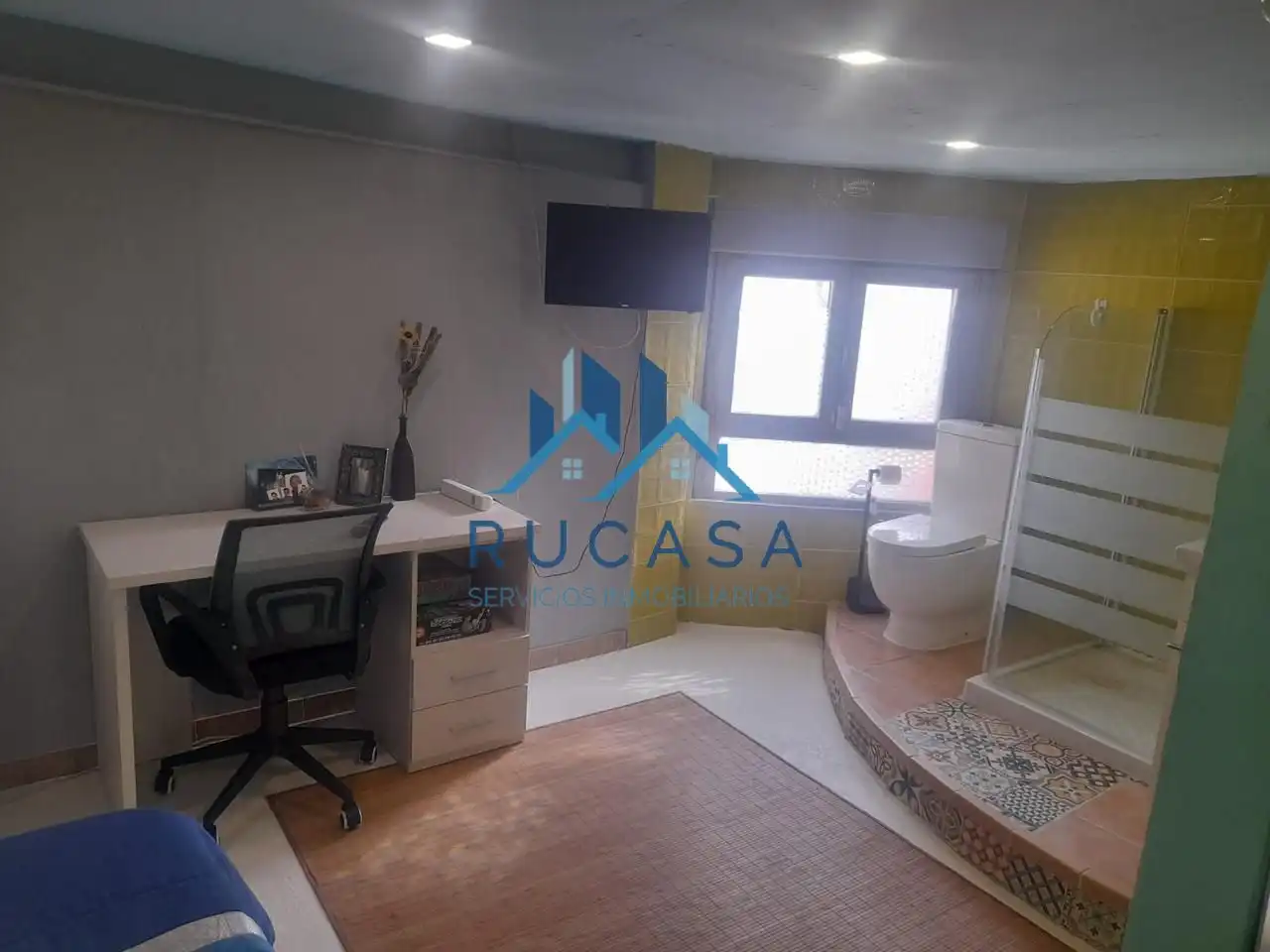 Casa adosada en venda a Cinturón De Ronda, Aguilar de Campoo