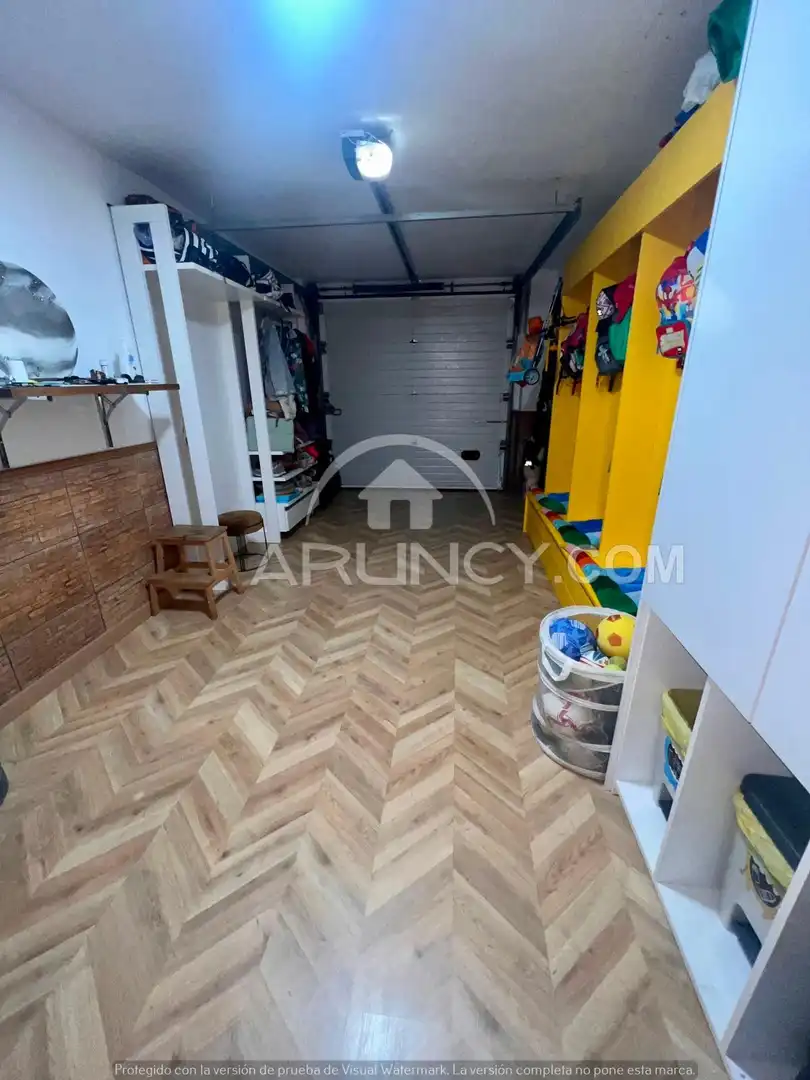 Casa adosada en venda en Alcalá de Guadaira amb Aire condicionat, Calefacció i Jardí privat