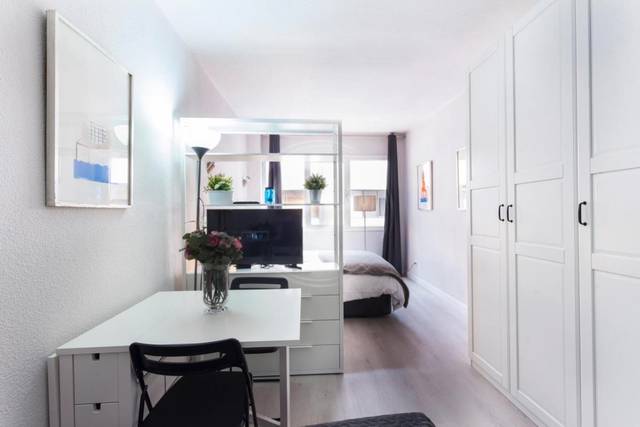 Apartamento en Alquiler en Calle de Ferraz en Argüelles