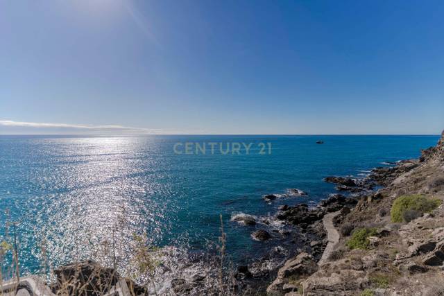 Casa-chalet en Venta en Calle Boliche, Salobreña, Spain, -1 en La Caleta - La Guardia