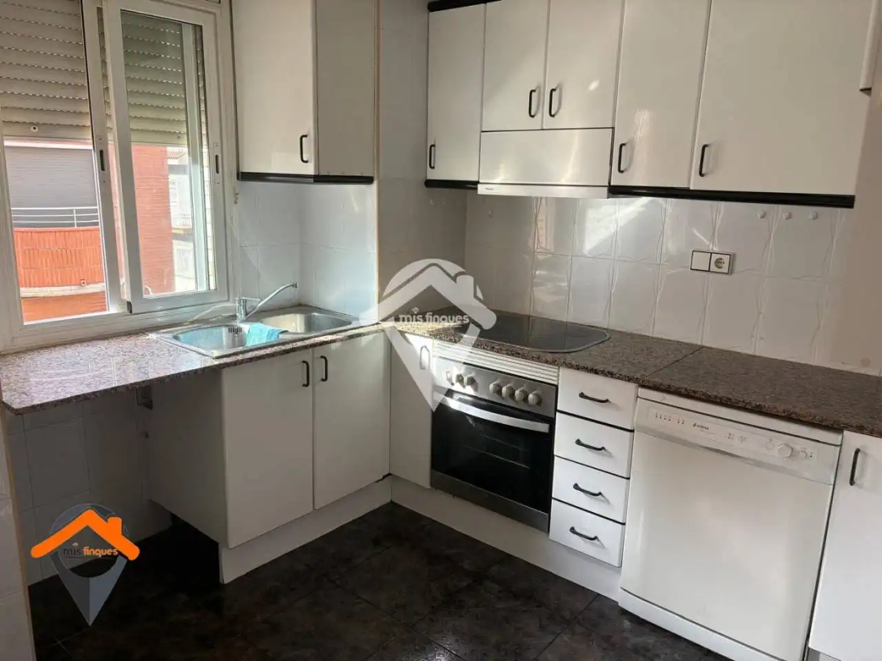 Kitchen of Flat for sale in Sabadell  with Heating and Balcony