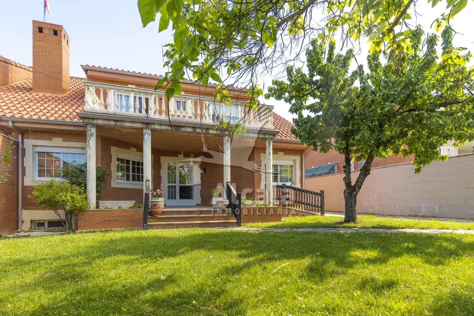 Jardín de Casa adosada en venta en Villalbilla con Aire acondicionado, Calefacción y Parquet