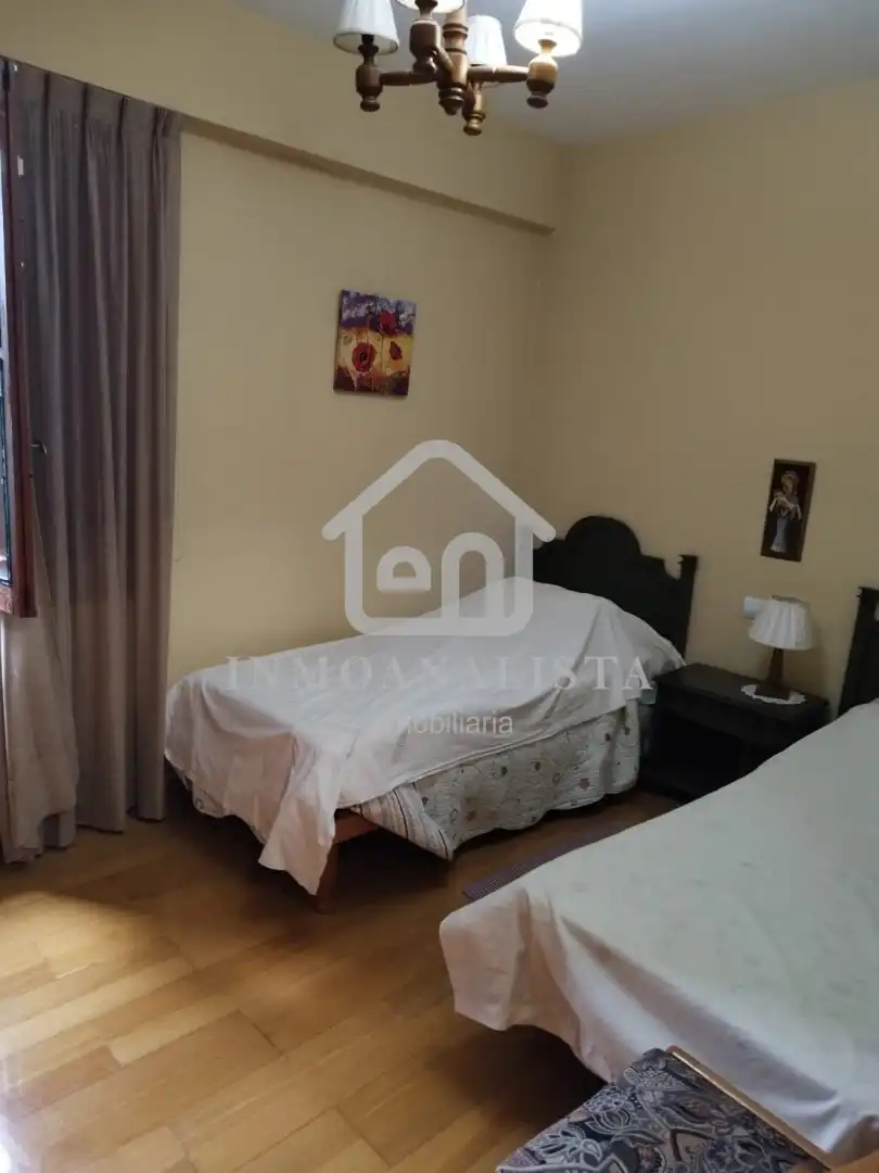 Dormitori de Casa o xalet en venda en Siete Aguas, Valencia