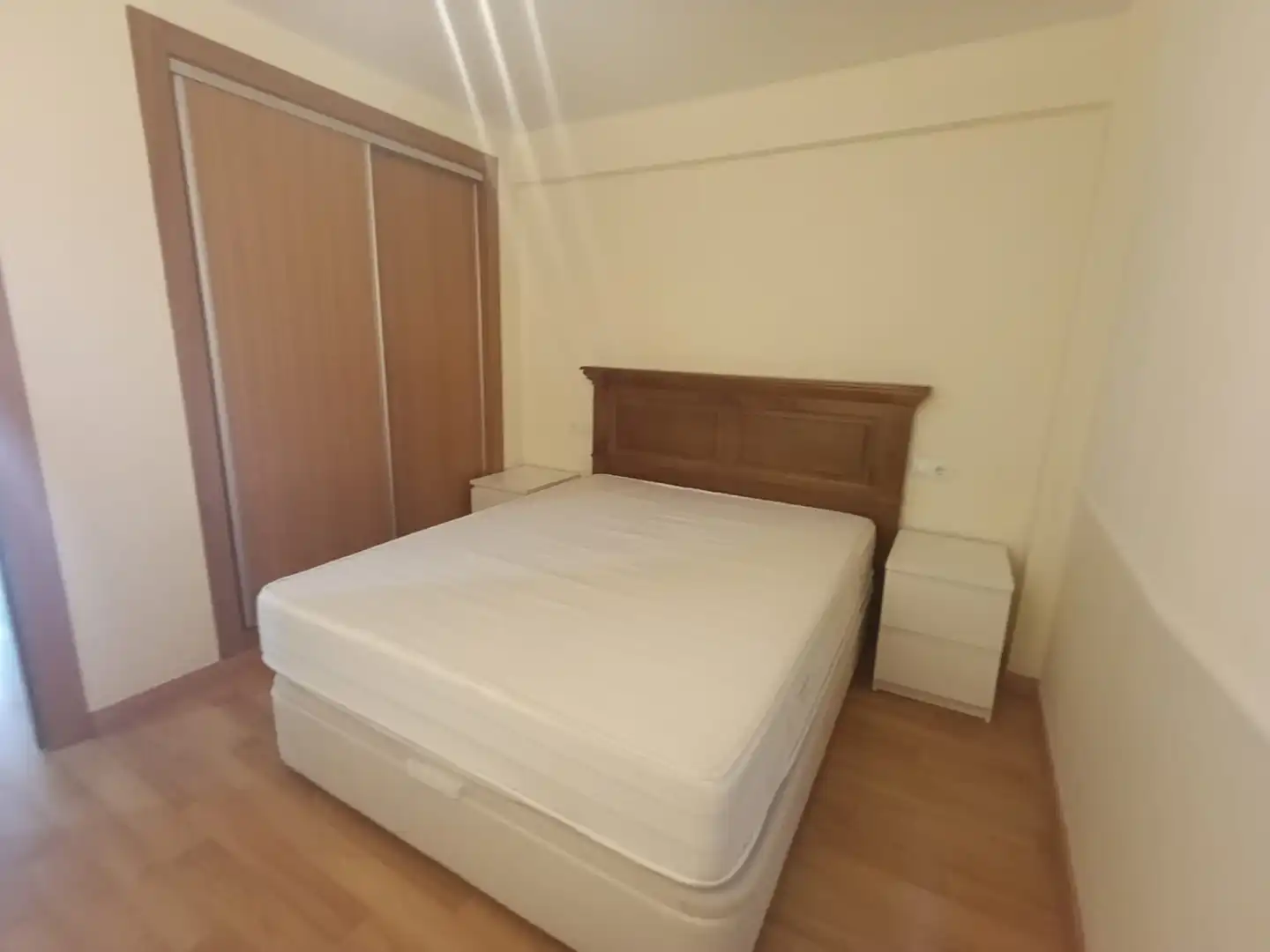 Habitación de Apartamento de alquiler en Málaga con Aire acondicionado y Amueblado