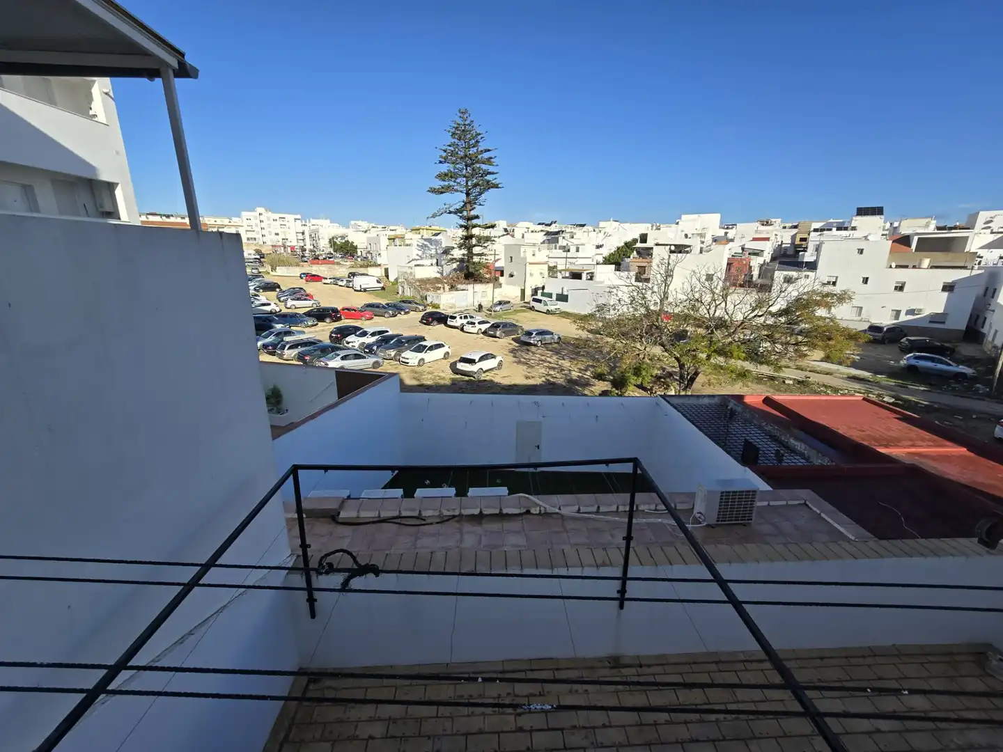 Außenansicht von Wohnung zum Verkauf in Barbate mit Klimaanlage, Möbliert und Ofen