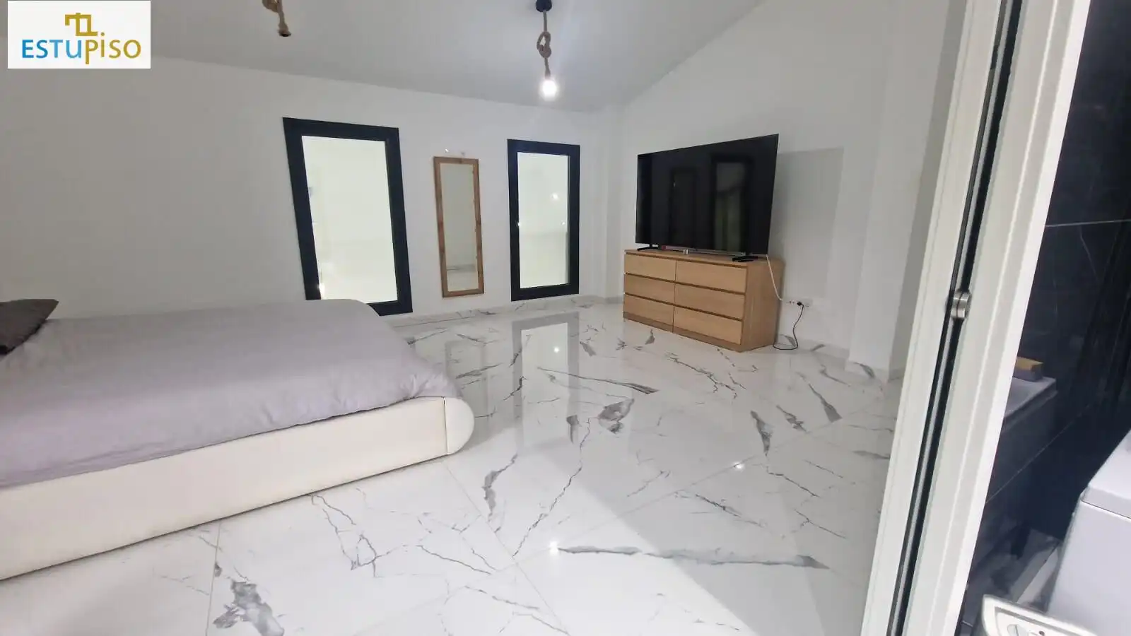 Houses for sale in Erriberagoitia / Ribera Alta  with Heating, Private garden and Furnished