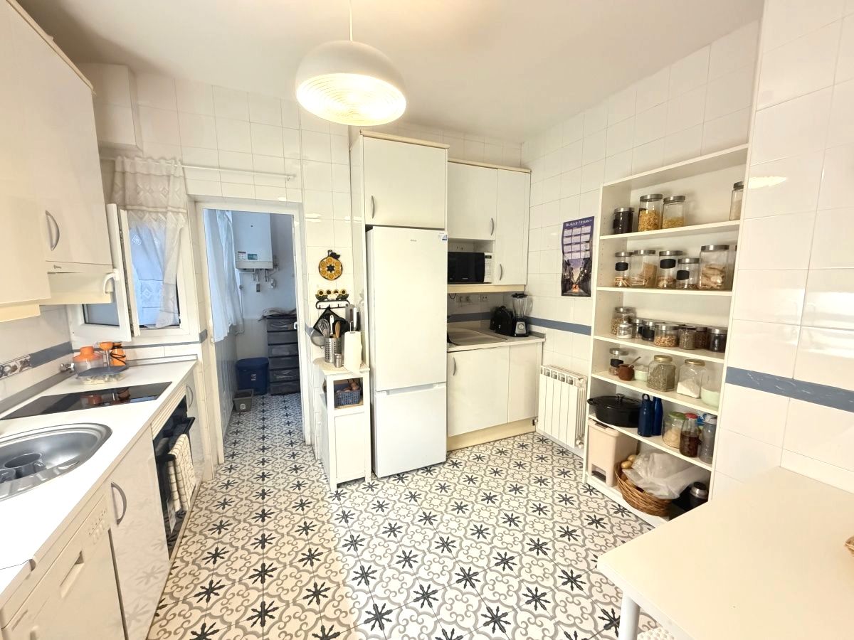 Kitchen of Flat for sale in Alcalá de Henares