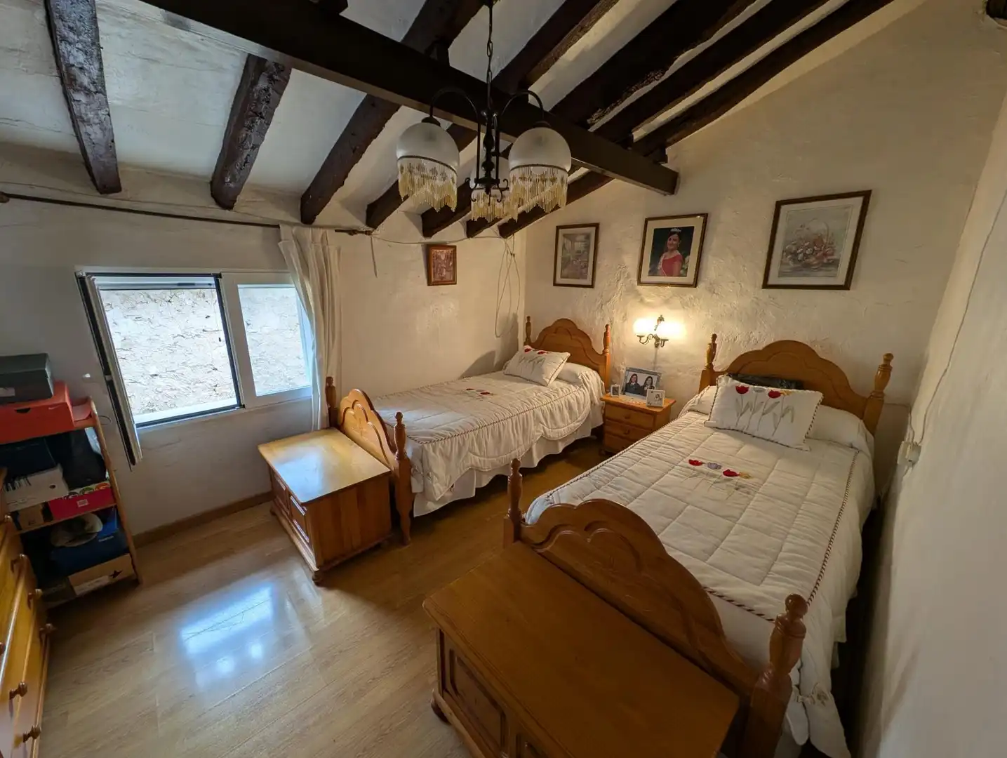 Habitación de Casa adosada en venta en La Nucia con Calefacción, Jardín privado y Amueblado