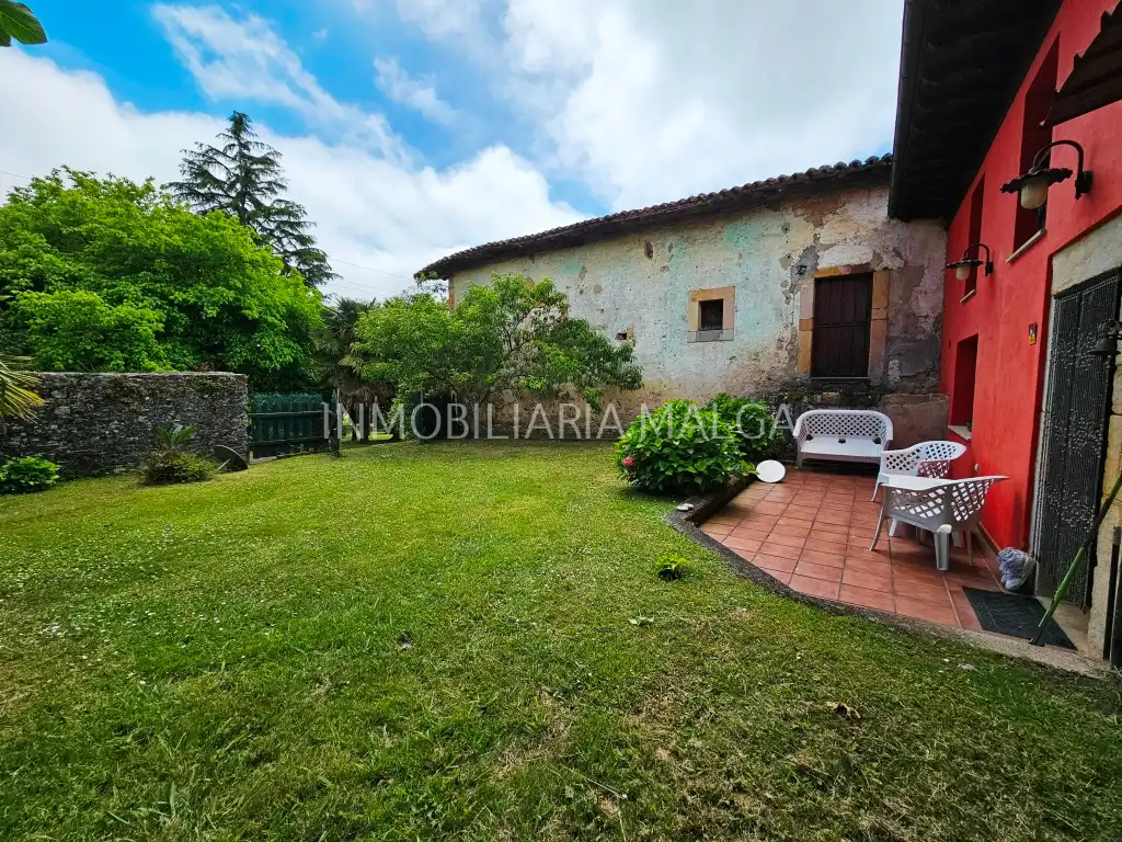 Jardí de Casa o xalet en venda en Villaviciosa amb Calefacció, Jardí privat i Parquet