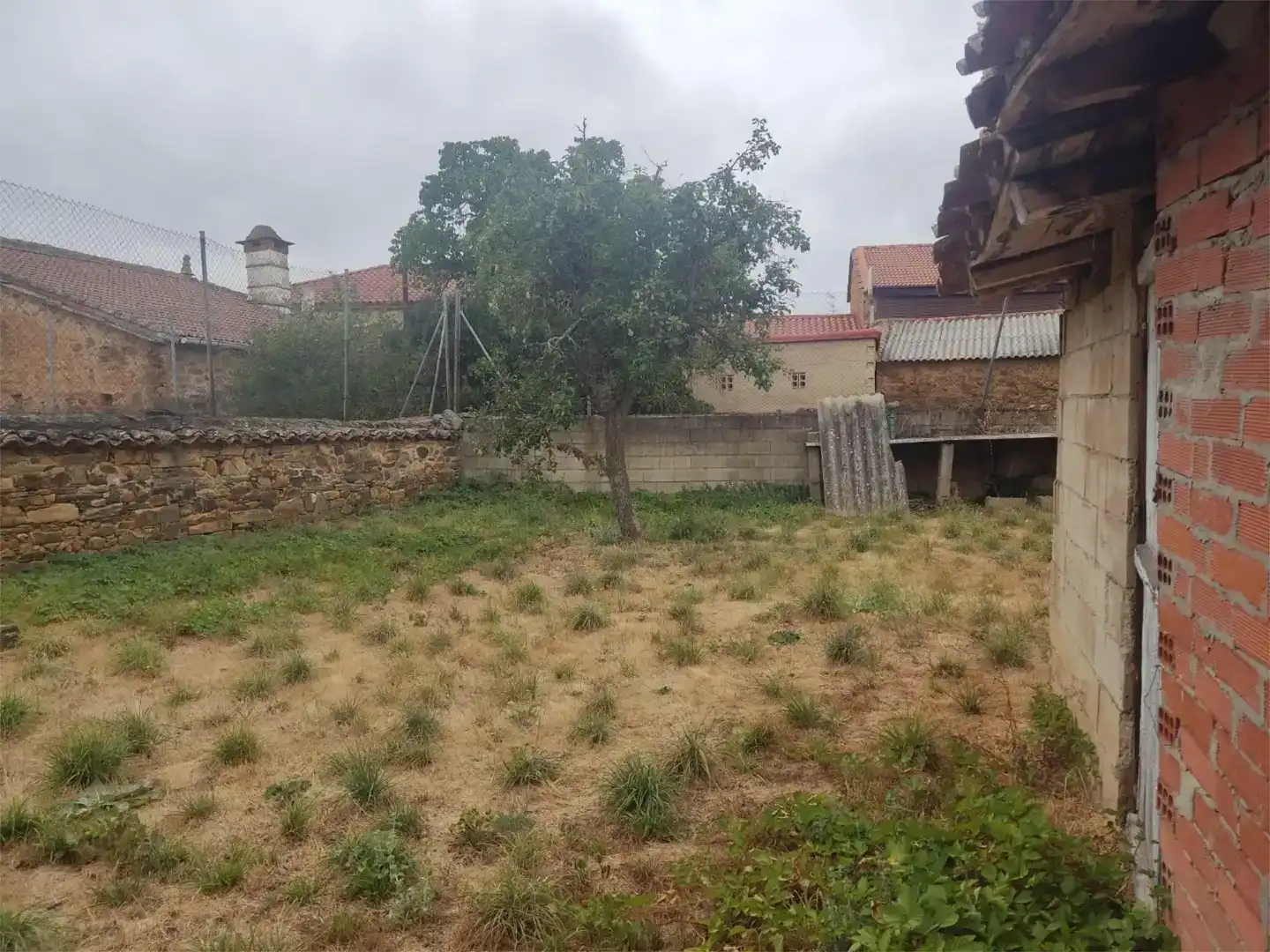 Ground floor for sale in Santa Colomba de Somoza  with Private garden