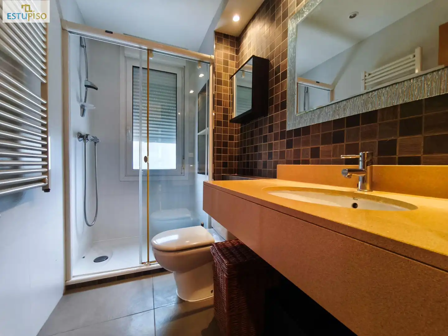 Piso en venta en Calle CEFERINO URIEN, Ali Gobeo