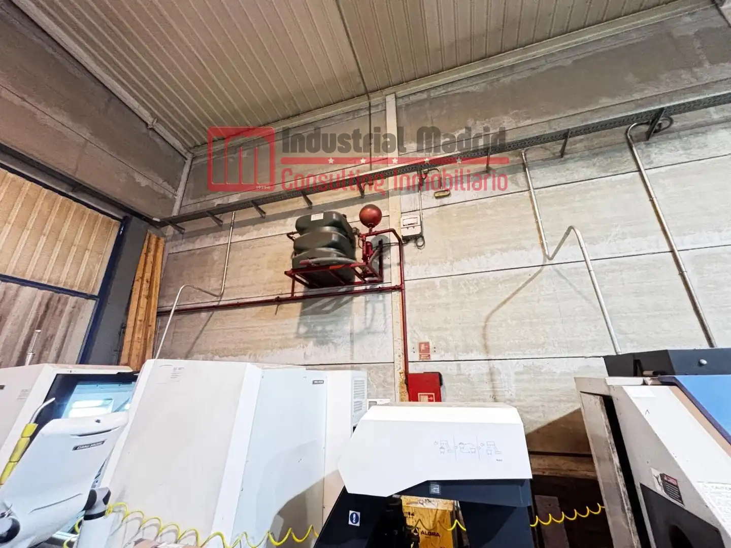 Industrial buildings for sale in Loeches