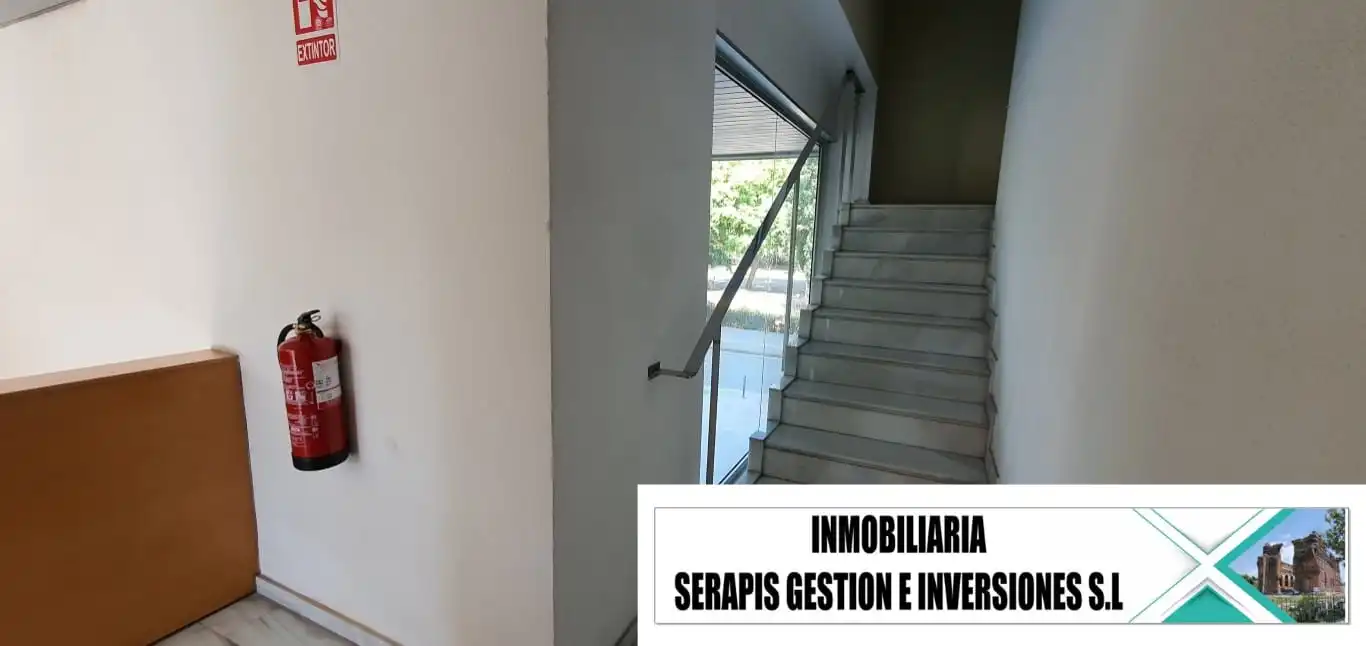 Commercial properties for sale in Mollet del Vallès  with Air Conditioner and Parquet flooring