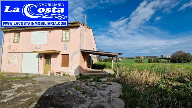 Casa-chalet en Venta en Diseminado Suesa en Suesa