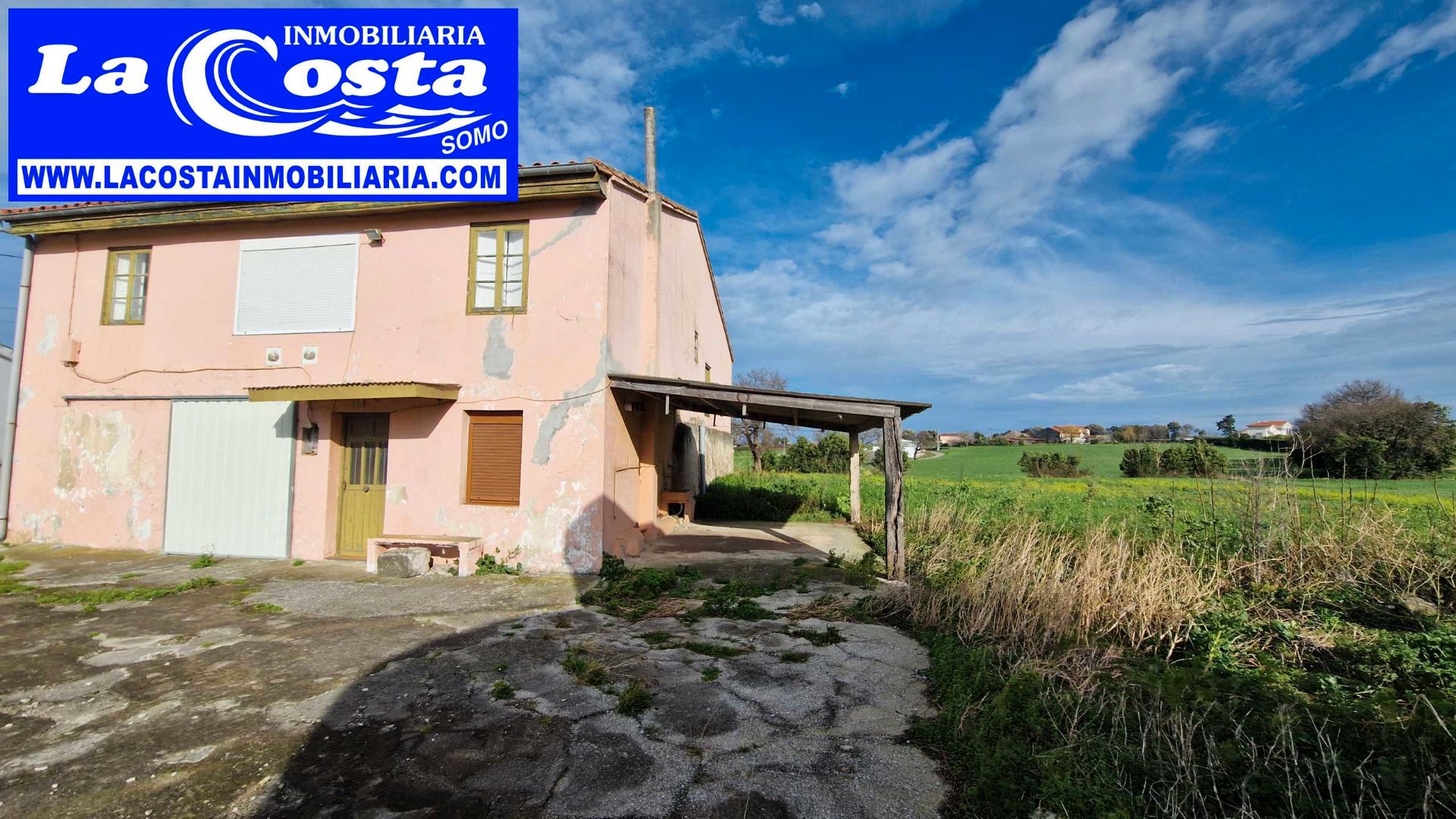 Vista exterior de Casa o xalet en venda en Ribamontán al Mar amb Jardí privat