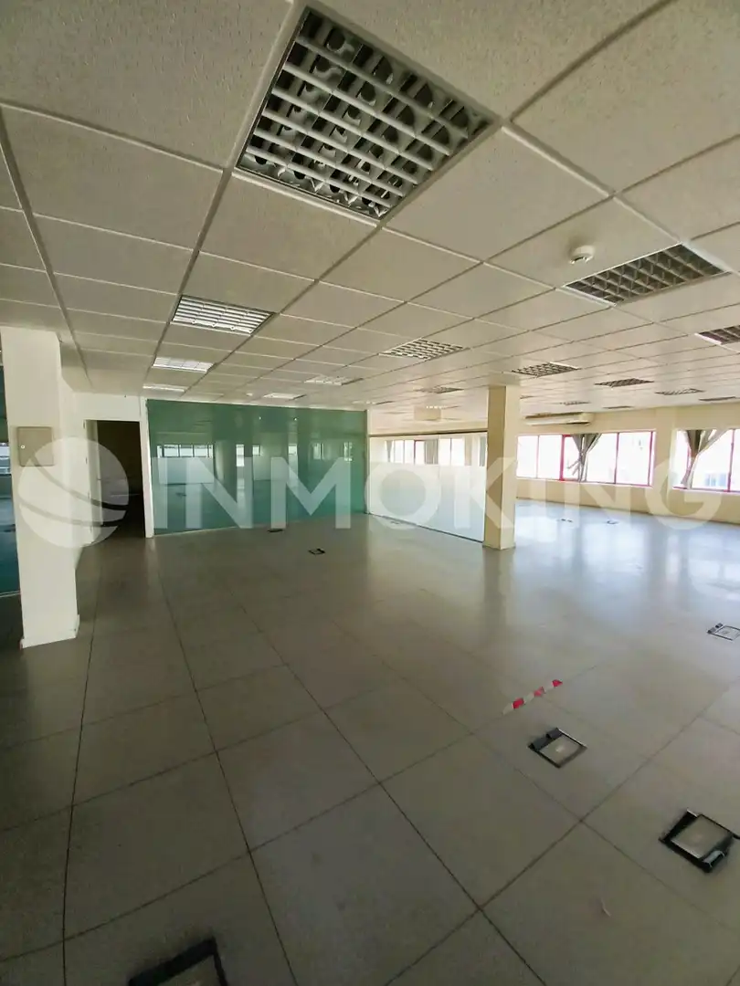 Ufficio in vendita a Zona Industrial, imagen 2