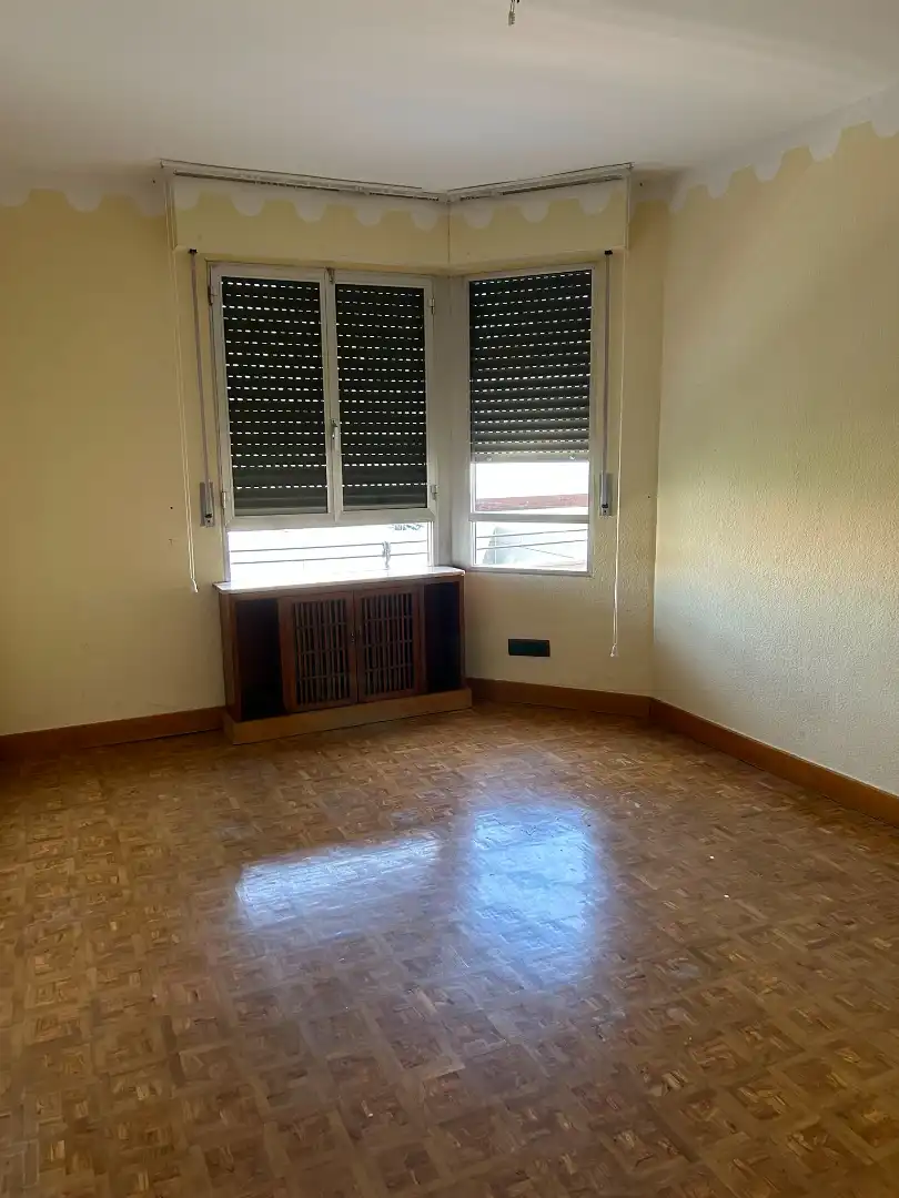 Habitación de Piso en venta en Jaén con Aire acondicionado, Calefacción y Trastero