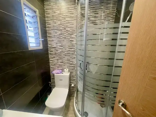 Baño de Piso en venta en L'Hospitalet de Llobregat con Parquet y Amueblado