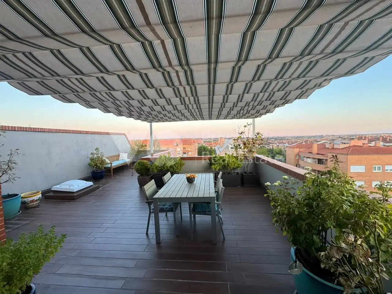 Duplex avec piscine à vendre à Sector B, imagen 15