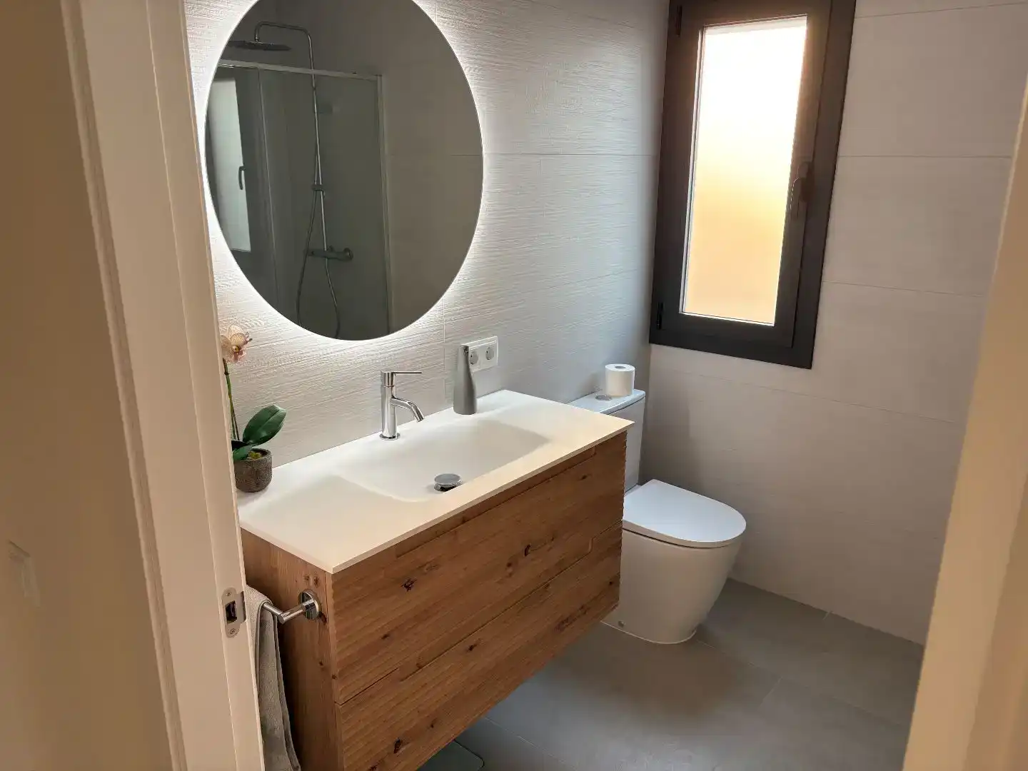 Bany de Casa o xalet en venda en Llinars del Vallès amb Aire condicionat i Piscina