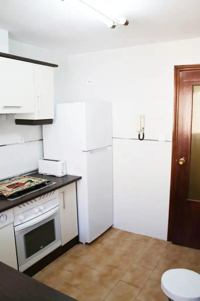 Kitchen of Flat for rent in Granada  with Air Conditioner, Heating and Furnished