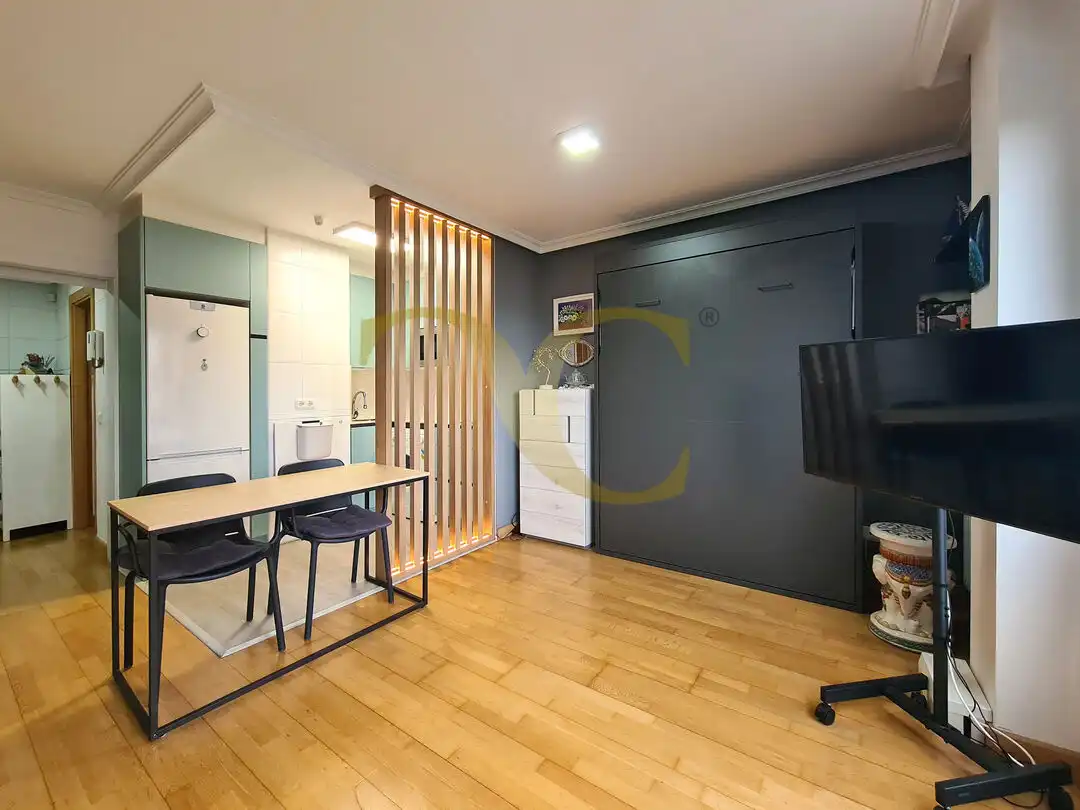Flat for sale in Oviedo   with Heating, Storage room and Furnished