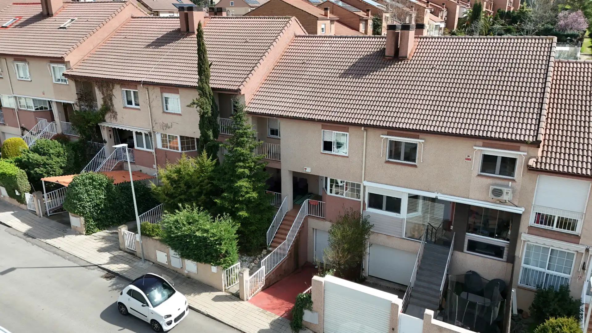 Exterior view of Detached homes for sale in Las Rozas de Madrid  with Heating, Private garden and Terrace