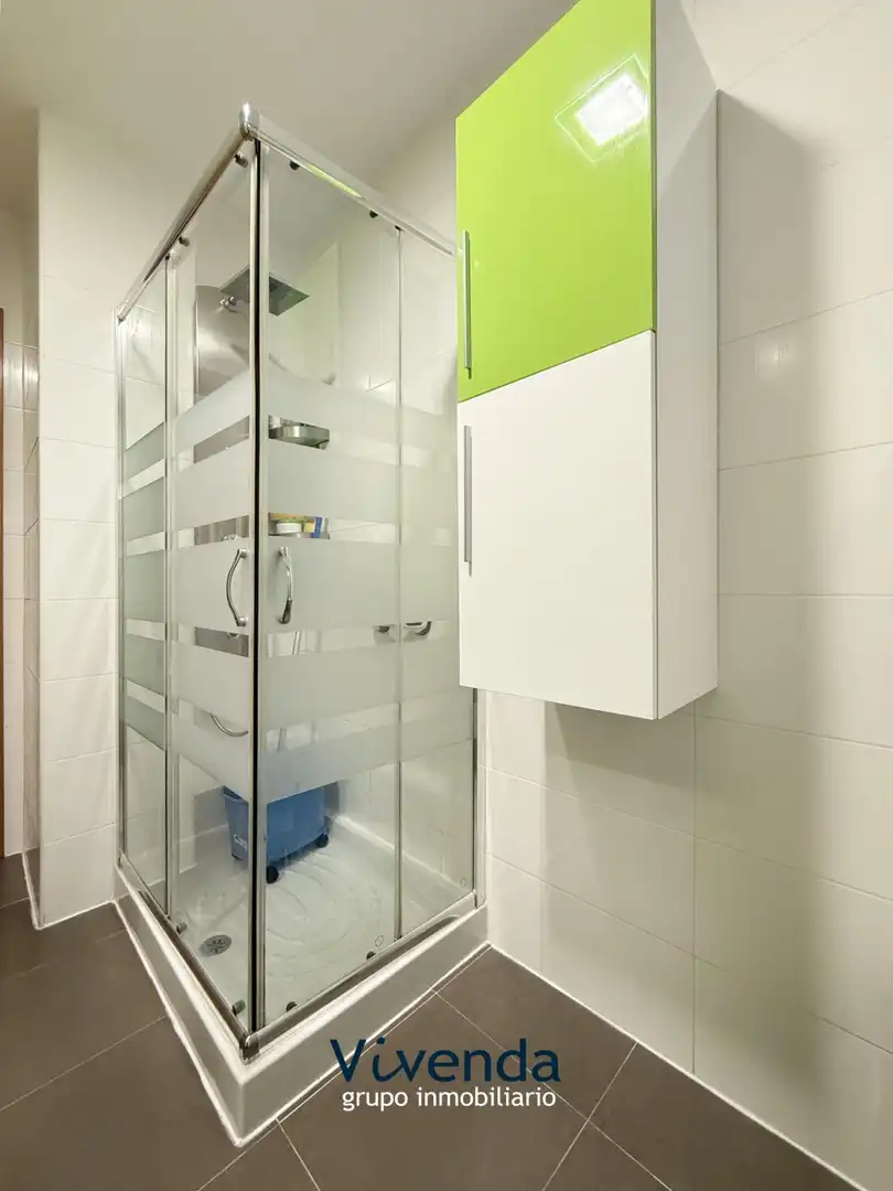 Baño de Casa adosada en venta en Cedillo del Condado con Calefacción, Terraza y Trastero