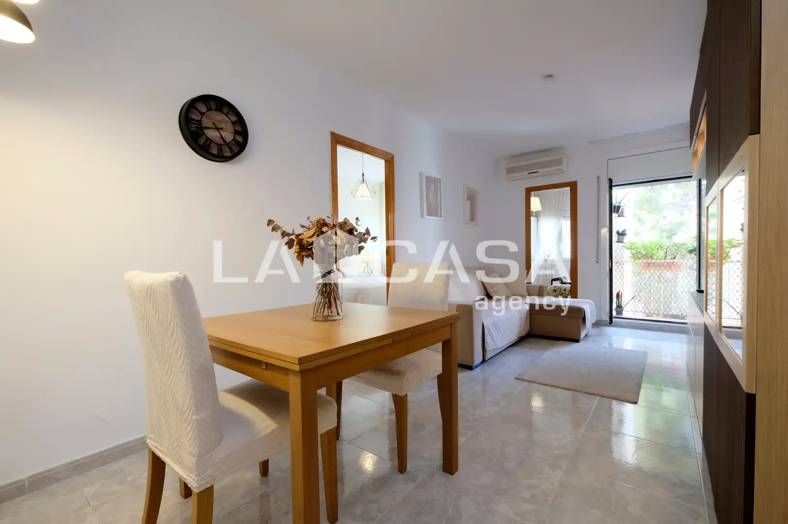 Flat for sale in  Barcelona Capital  with Heating and Balcony