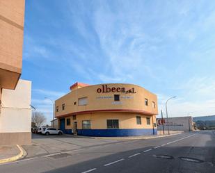 Vista exterior de Oficina en venda en L'Alcora amb Terrassa