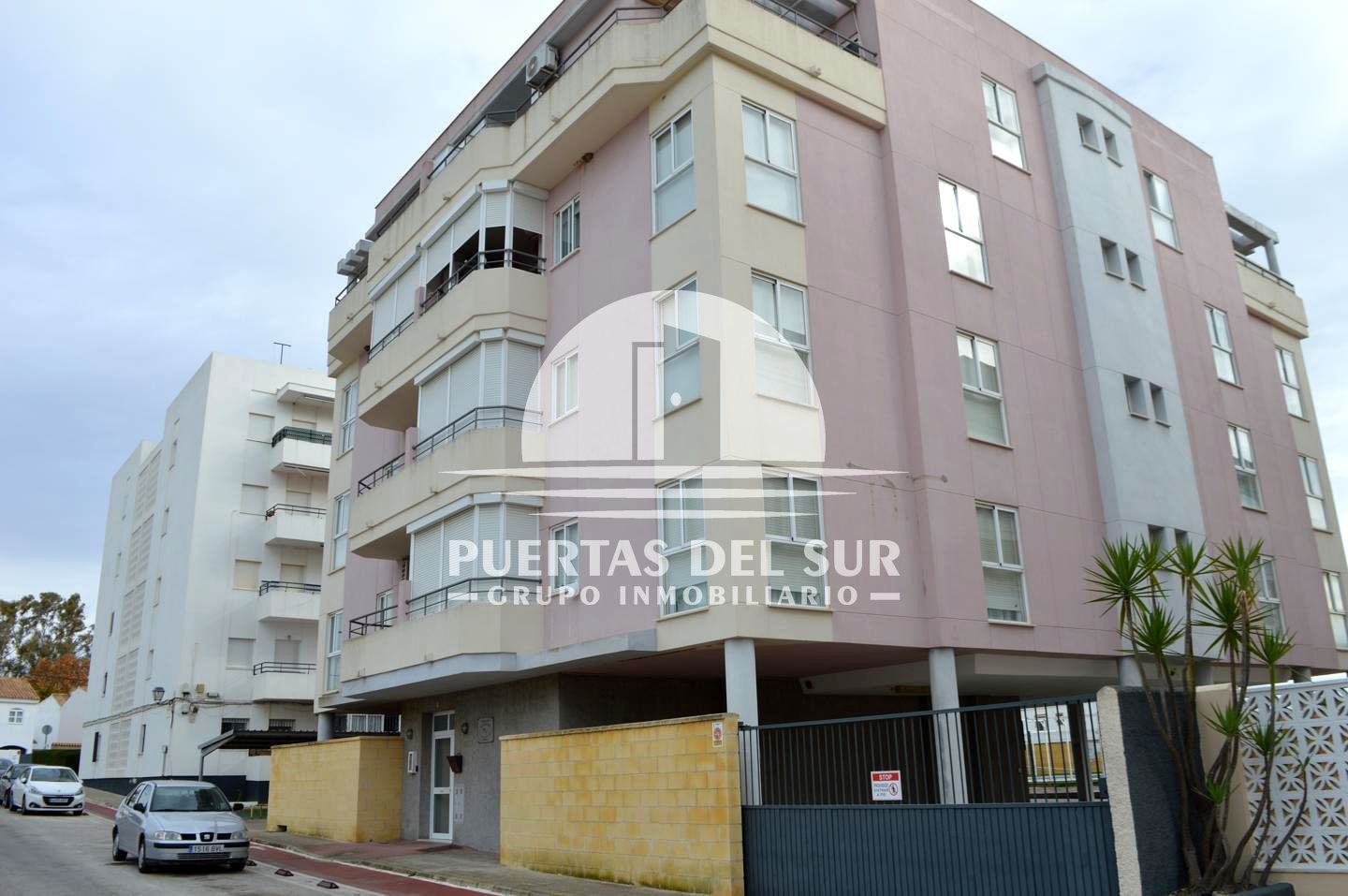 Exterior view of Flat for sale in Rota  with Terrace and Community pool