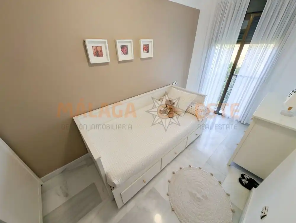 Schlafzimmer von Wohnung zum Verkauf in Almuñécar mit Klimaanlage, Terrasse und Abstellraum