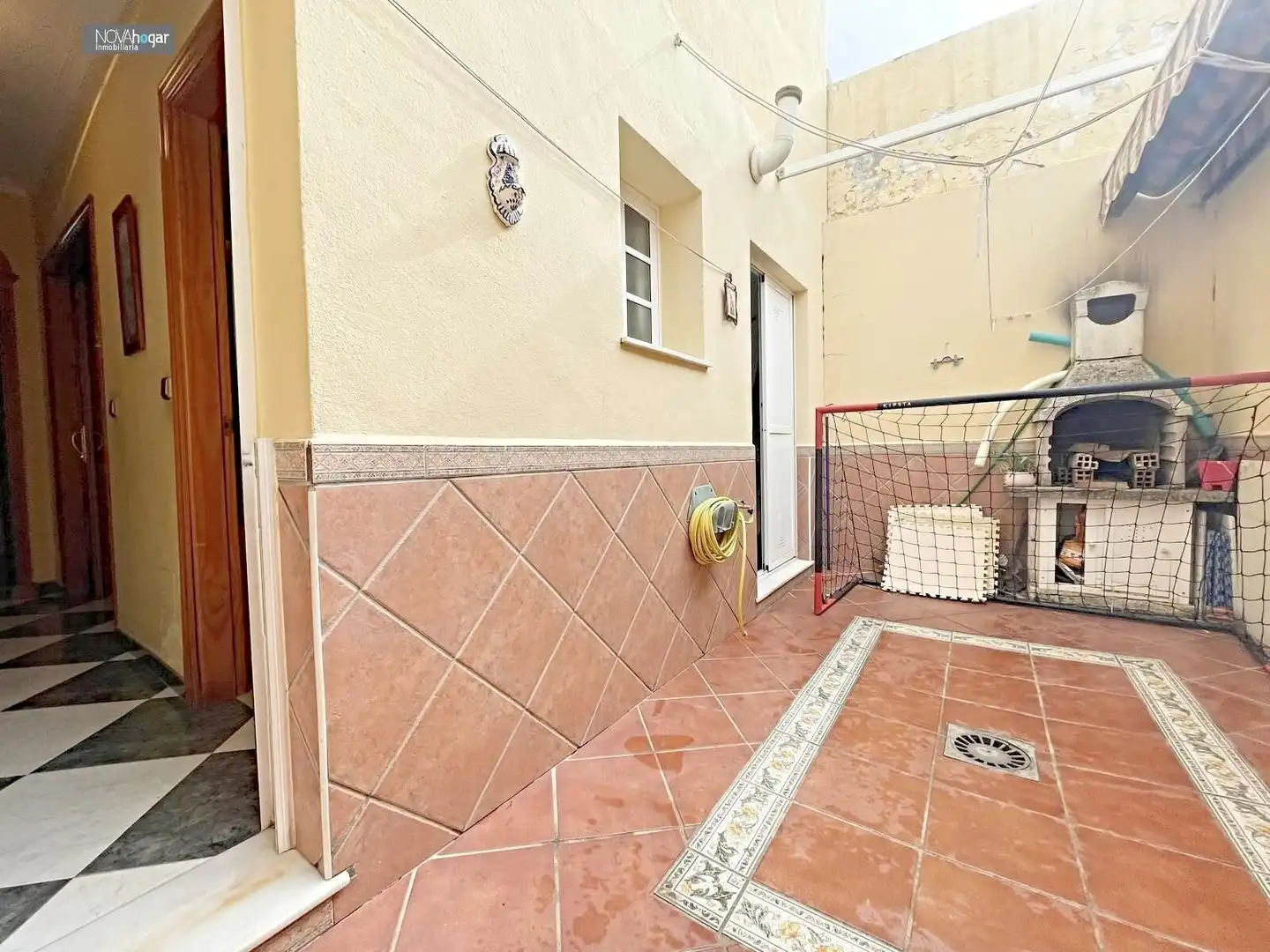 Exterior view of Houses for sale in Málaga  with Air Conditioner, Terrace and Furnished