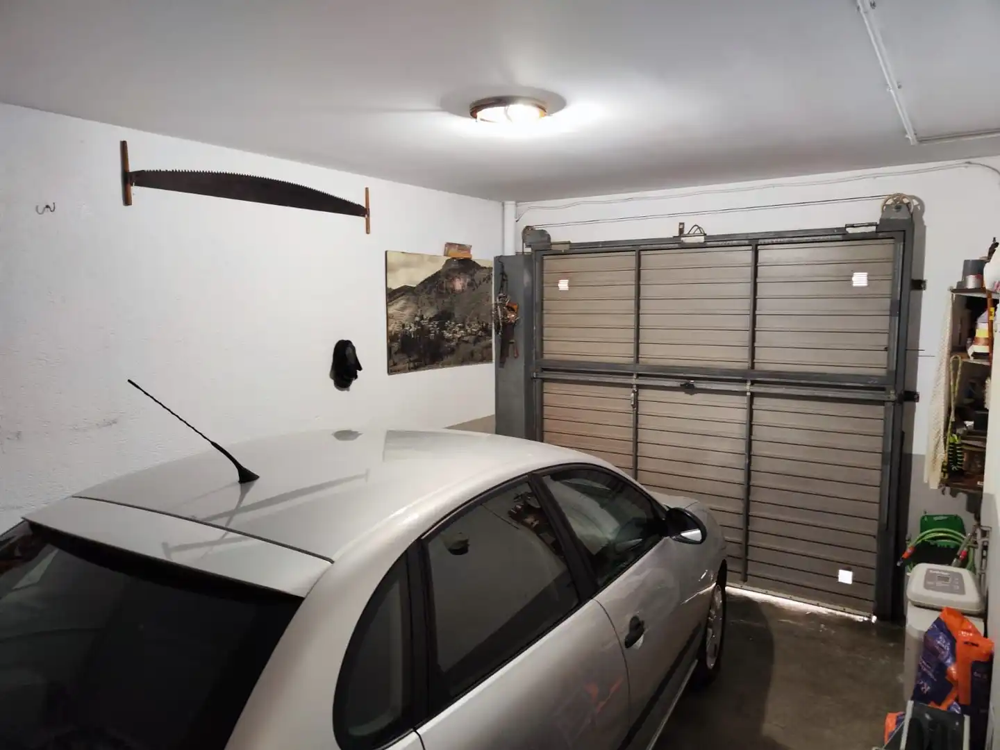 Parking of Detached homes for sale in Llagostera