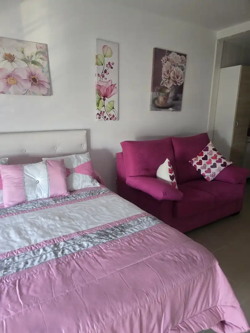 Schlafzimmer von Wohnung zur Miete in Cádiz