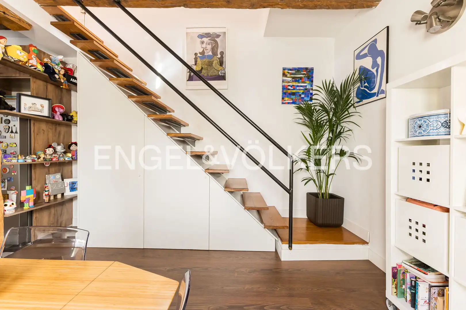Flat for sale in Madrid  with Air Conditioner, Heating and Terrace