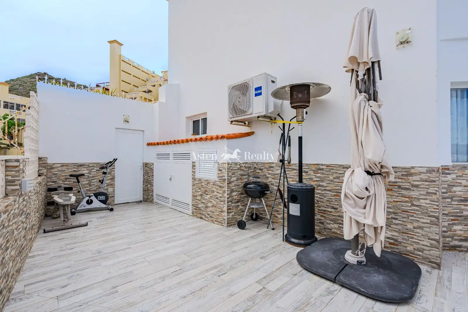 Bungalow with pool for sale in Baleares, imagen 3