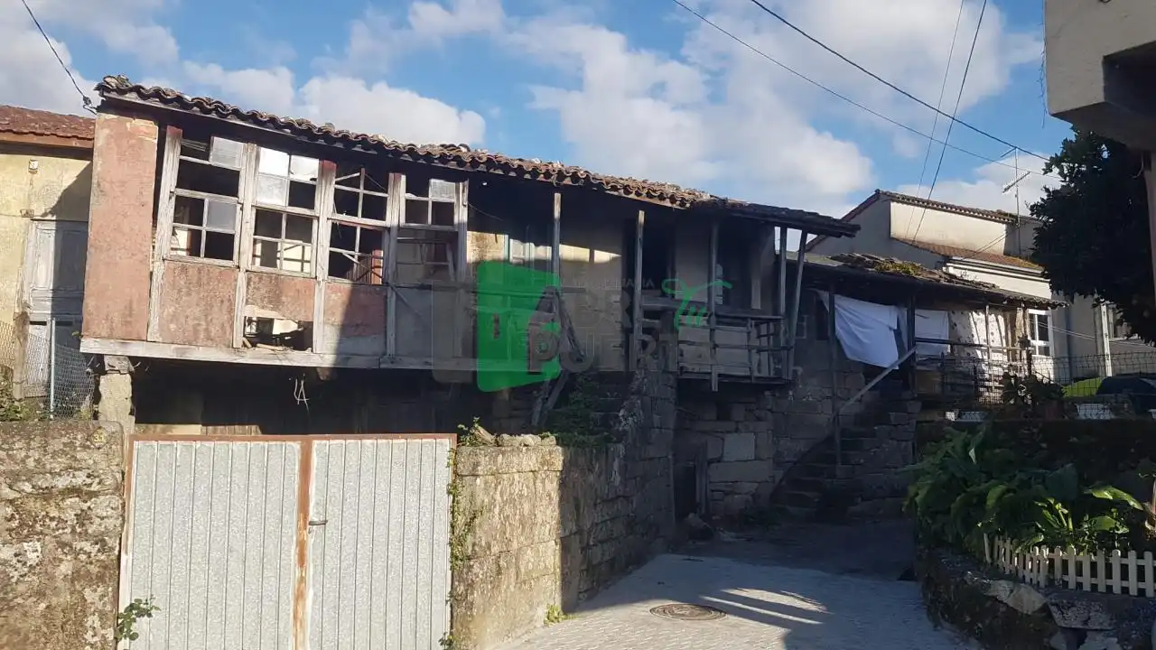 Casa rústica amb jardí en venda a Amoeiro, imagen 3