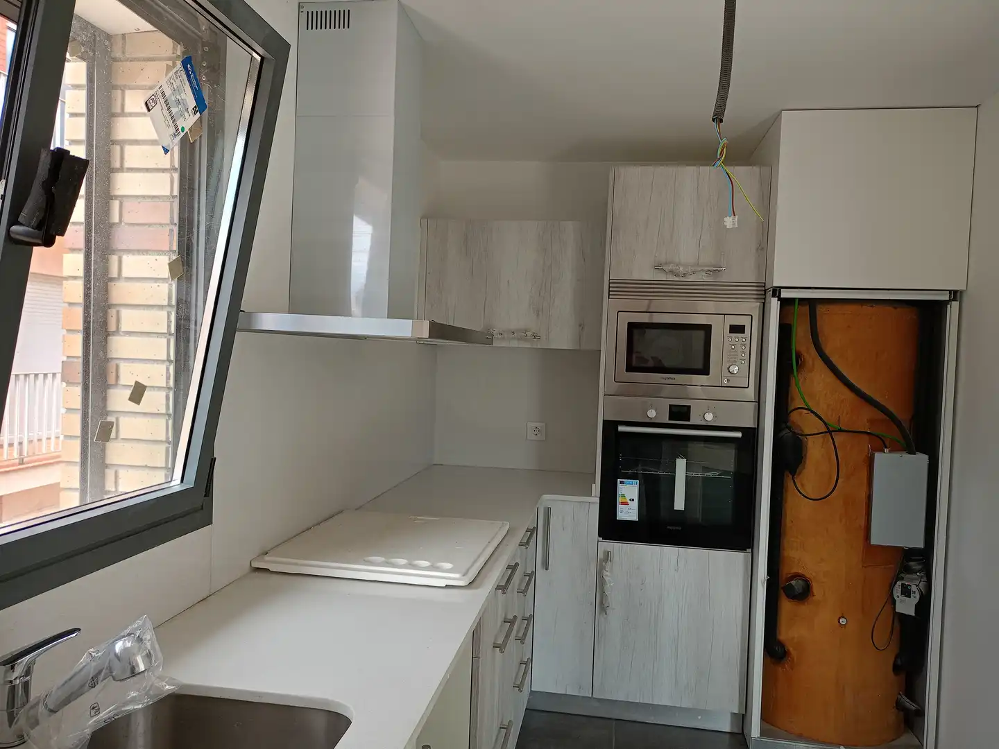 Kitchen of Flat for sale in Parets del Vallès  with Air Conditioner, Heating and Oven